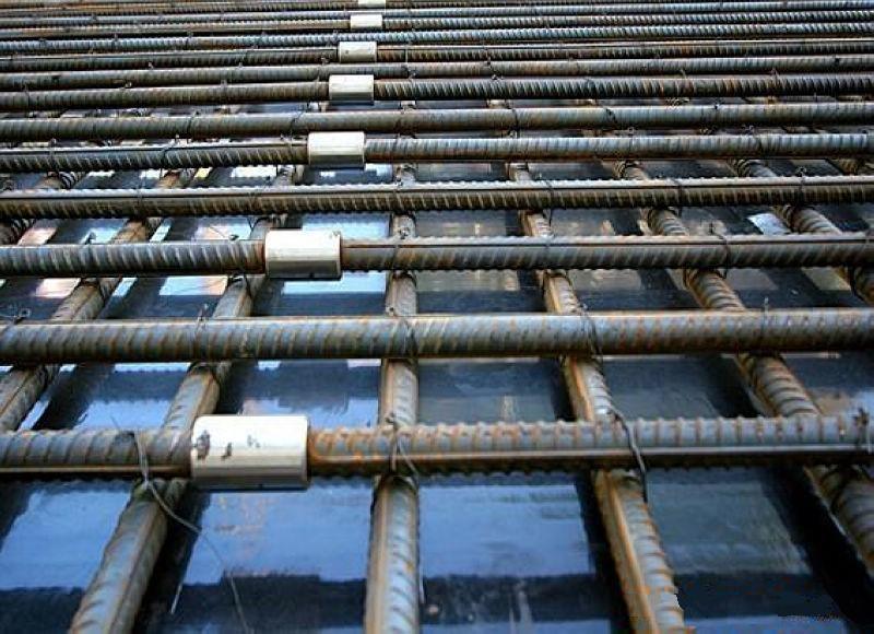 扎兰屯为什么建楼房时，要在钢筋上加一排小圆环？原来作用这么大